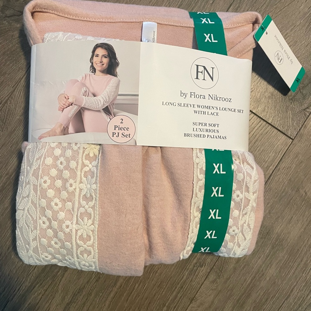 Long Sleeve Woman’s Lounge Set